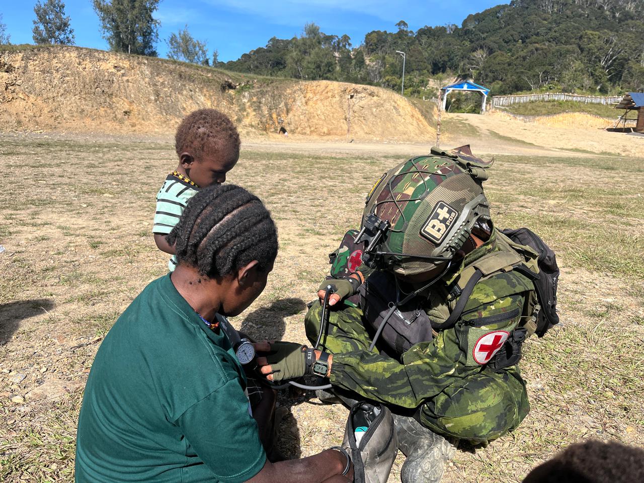 Satgas Yonif 500/Sikatan Gelar Yankes Keliling di Kp. Holomama dan Silatuga:“Wujud Kepedulian TNI Hadir di Tengah Rakyat Papua”
