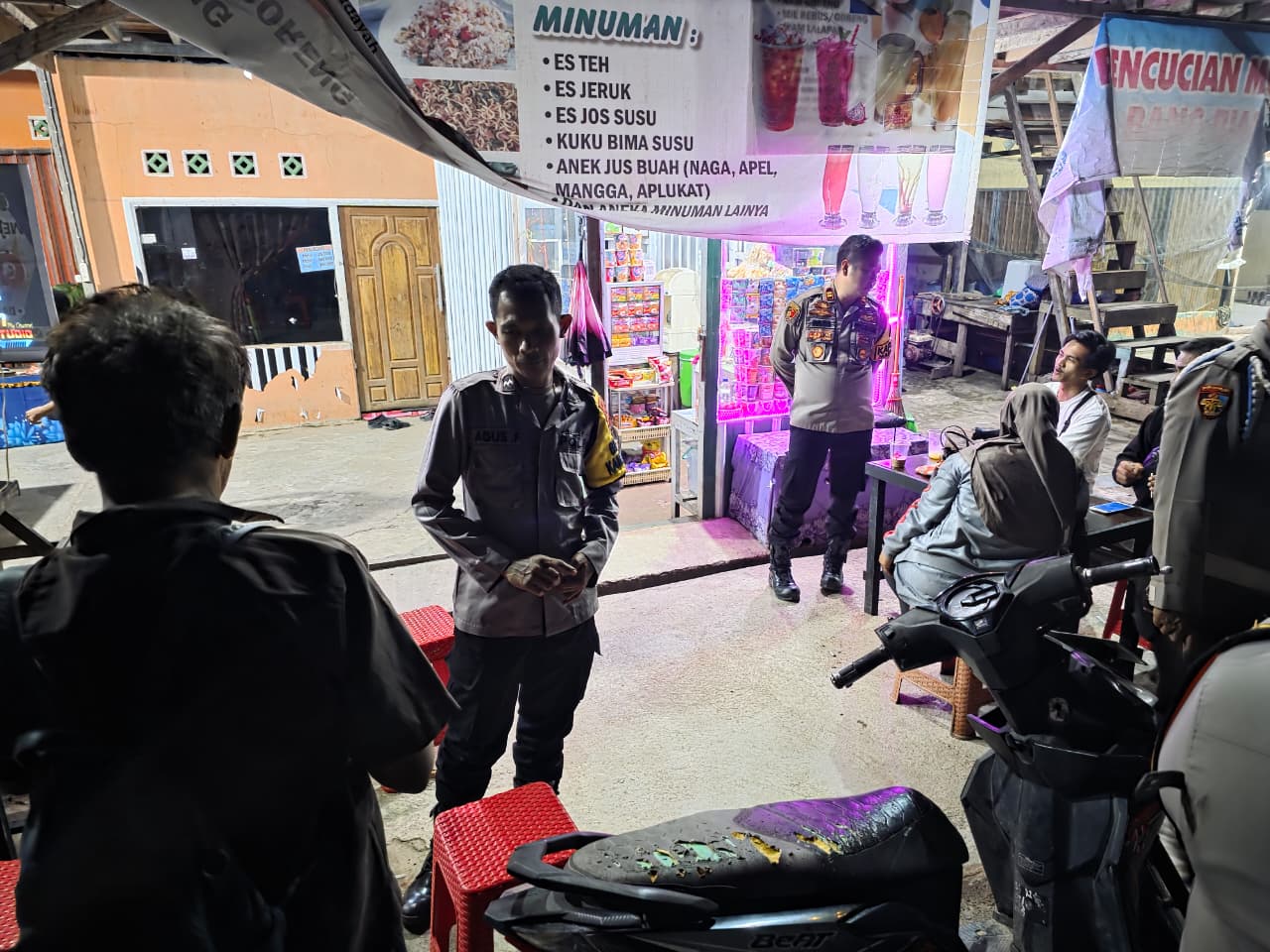 Kapolsek Manis Mata Pimpin Patroli Dialogis Guna Ciptakan Kamtibmas Kondusif