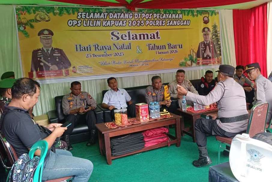 Roops Polda Kalbar Supervisi Pos Yanmas Polres Sanggau, Pastikan Kesiapsiagaan Ops Lilin Kapuas 2025