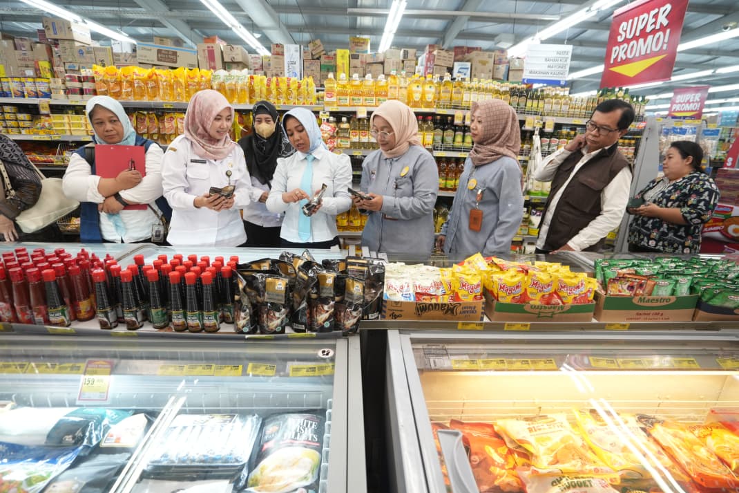 Pastikan Keamanan Pangan di Kota Mojokerto, Wali Kota Gelar Sidak Makanan dan Minuman Jelang Nataru