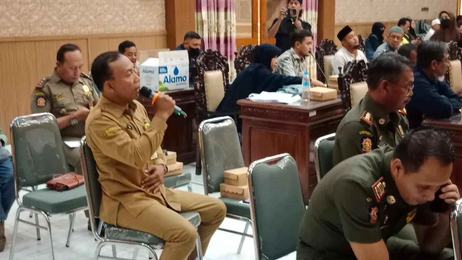 Langkah Tegas Kadispopar Kota Probolinggo Tangani Masalah Penginapan, DPRD Memberikan satu Minggu Penyelesaian