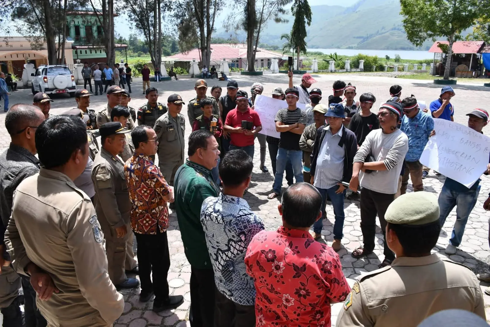Pemkab Samosir Tegaskan Pembelian Mobil Dinas Bupati Samosir Tidak Melanggar Aturan dan Sesuai Prosedur