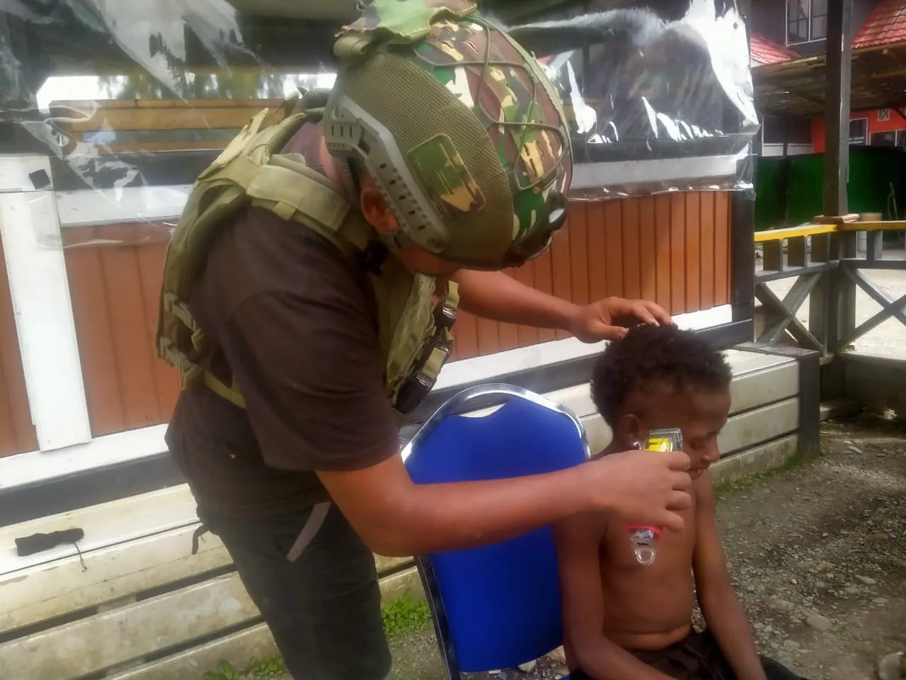 Satgas Yonif 500/Sikatan Gelar Komsos Humanis di Kampung Mamba, Wujud Kepedulian TNI kepada Masyarakat Papua