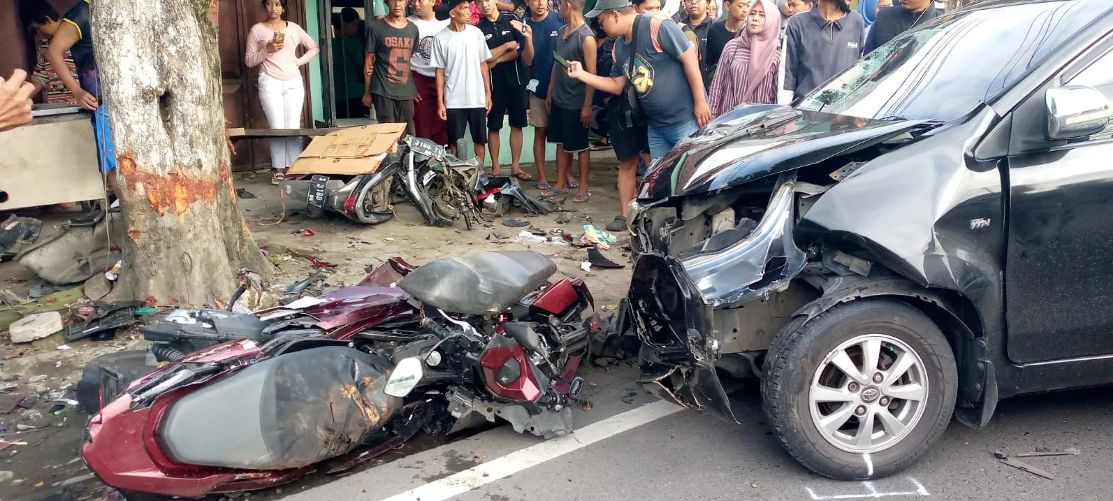 Kecelakaan Beruntun di Jalan KH Hasyim Ashari Jombang, Satu Pengendara Tewas dan Enam Luka-Luka