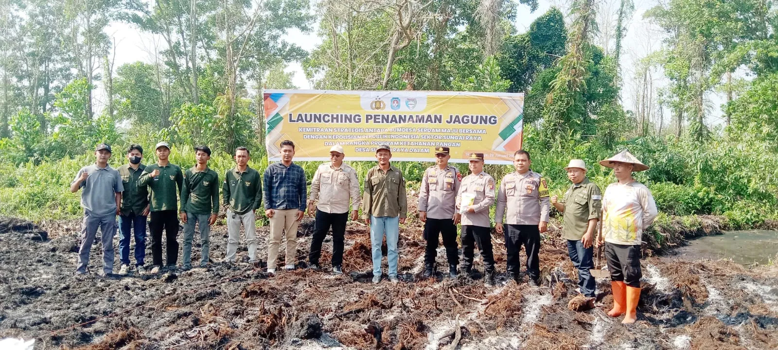 BUMDes Net Desa Sungai Raya Dalam Bersama Polres Kubu Raya Launching Penanaman Jagung