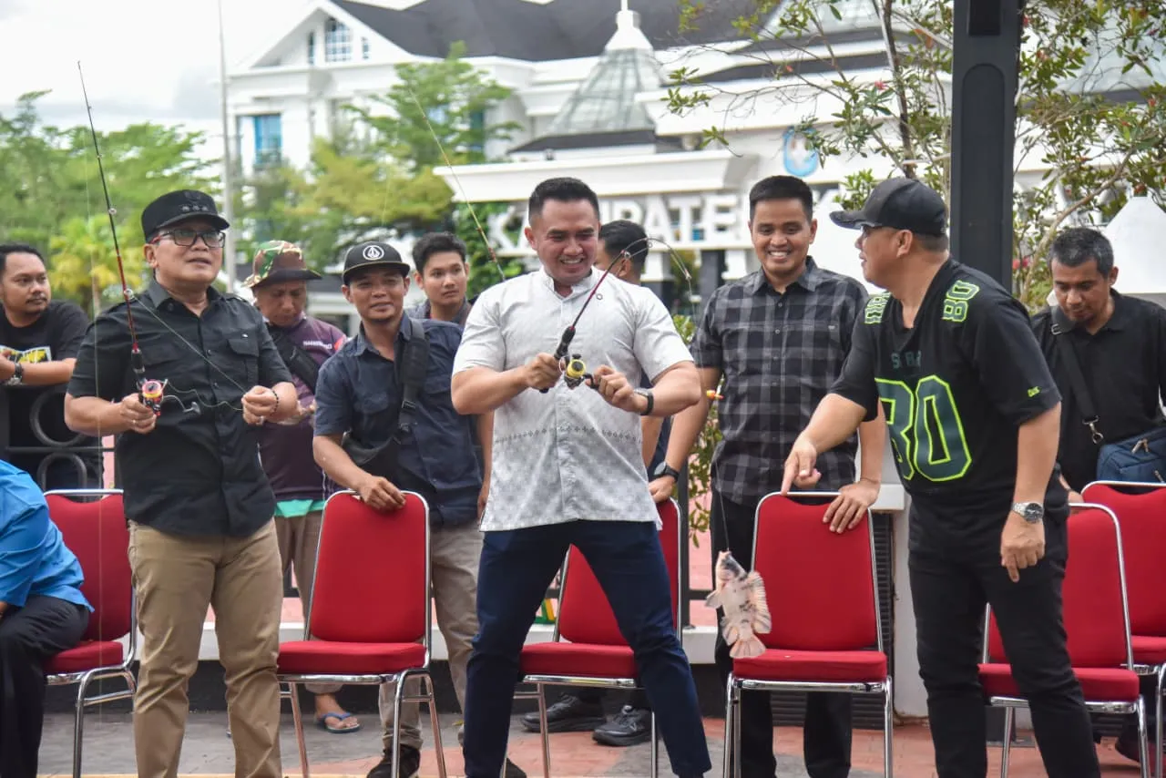 Ramadhan Penuh Kebersamaan, Kapolres Kubu Raya Apresiasi Lomba Mancing Gratis Pemkab