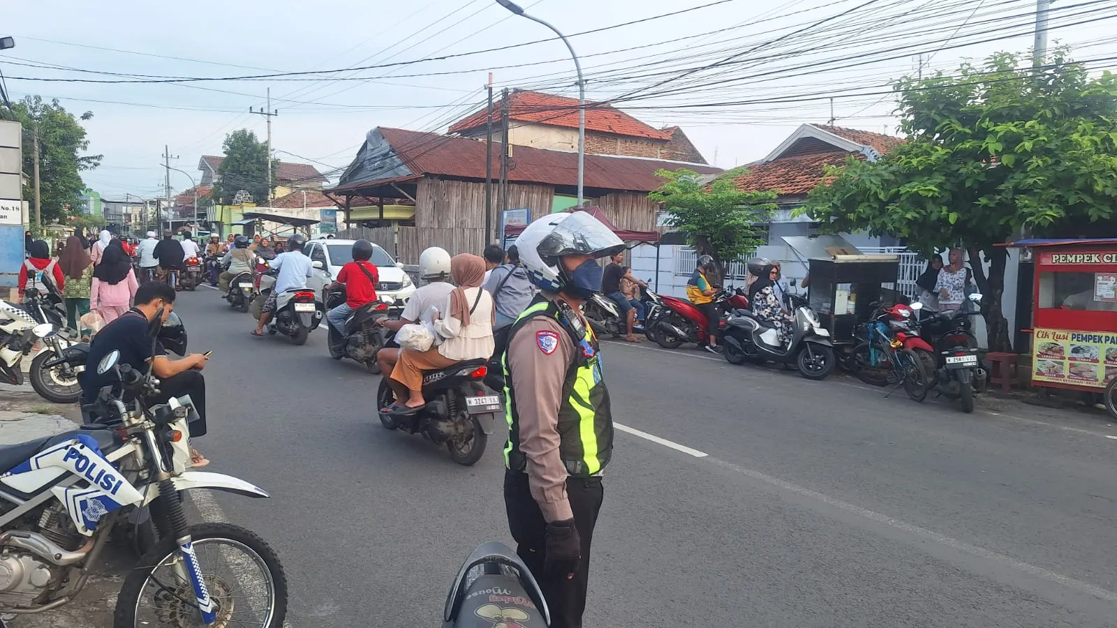 Ramai Jelang Buka Puasa, Satlantas Polres Pasuruan Kota Perketat Pengamanan di Titik Rawan