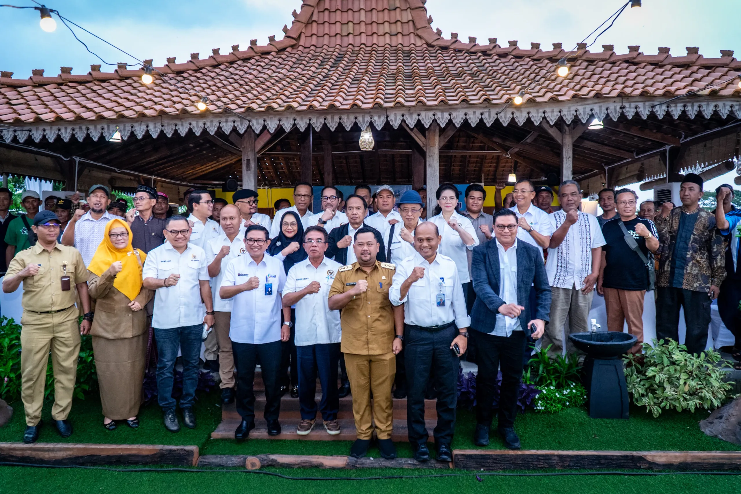 Bupati Gresik Perjuangkan Pupuk Subsidi Tambak, Komisi IV DPR RI Pastikan Alokasi 2026 untuk Pembudidaya