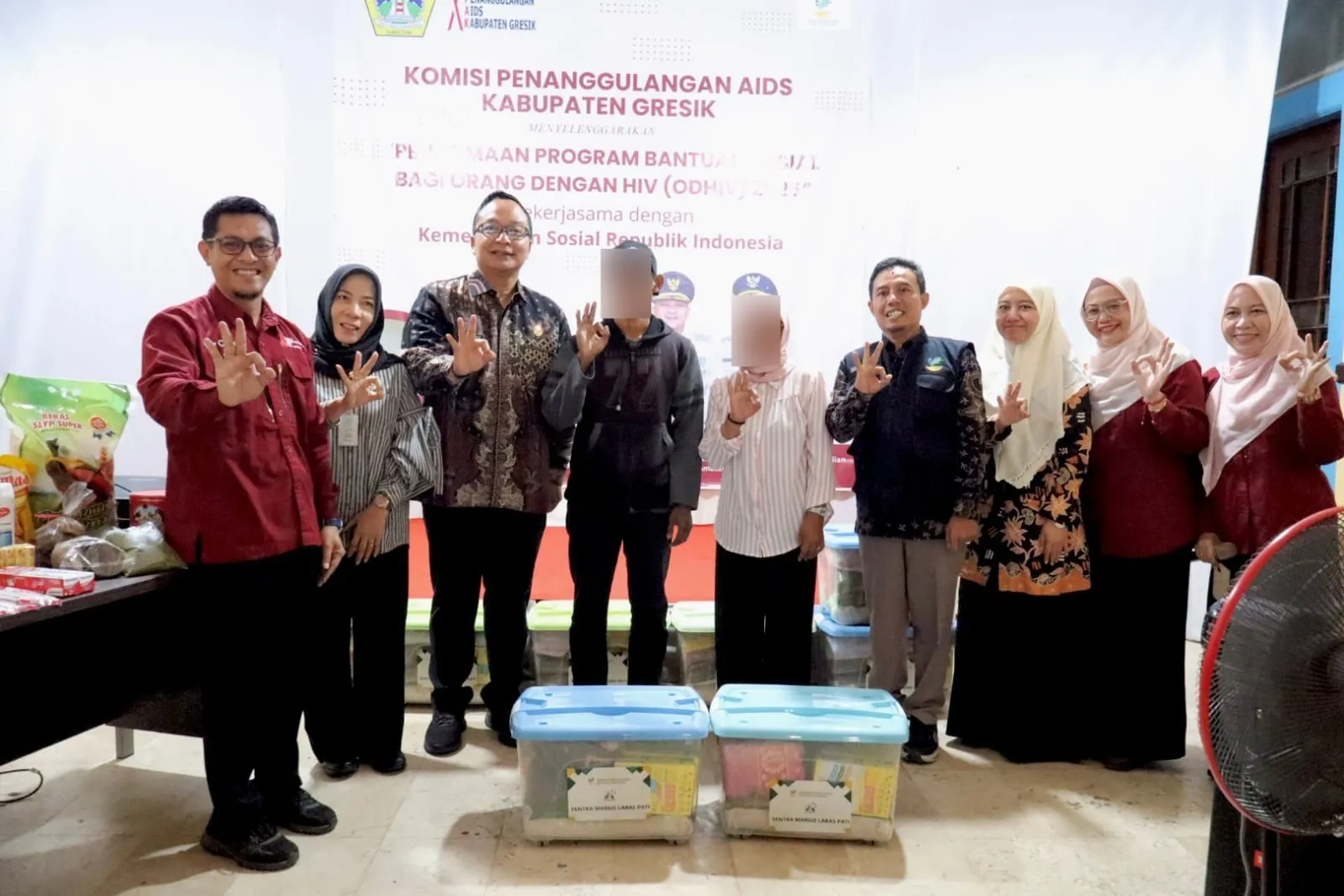 Wabup Alif Serahkan Bantuan Tahap Pertama untuk ODHIV, Tegaskan Komitmen Eliminasi HIV 2030