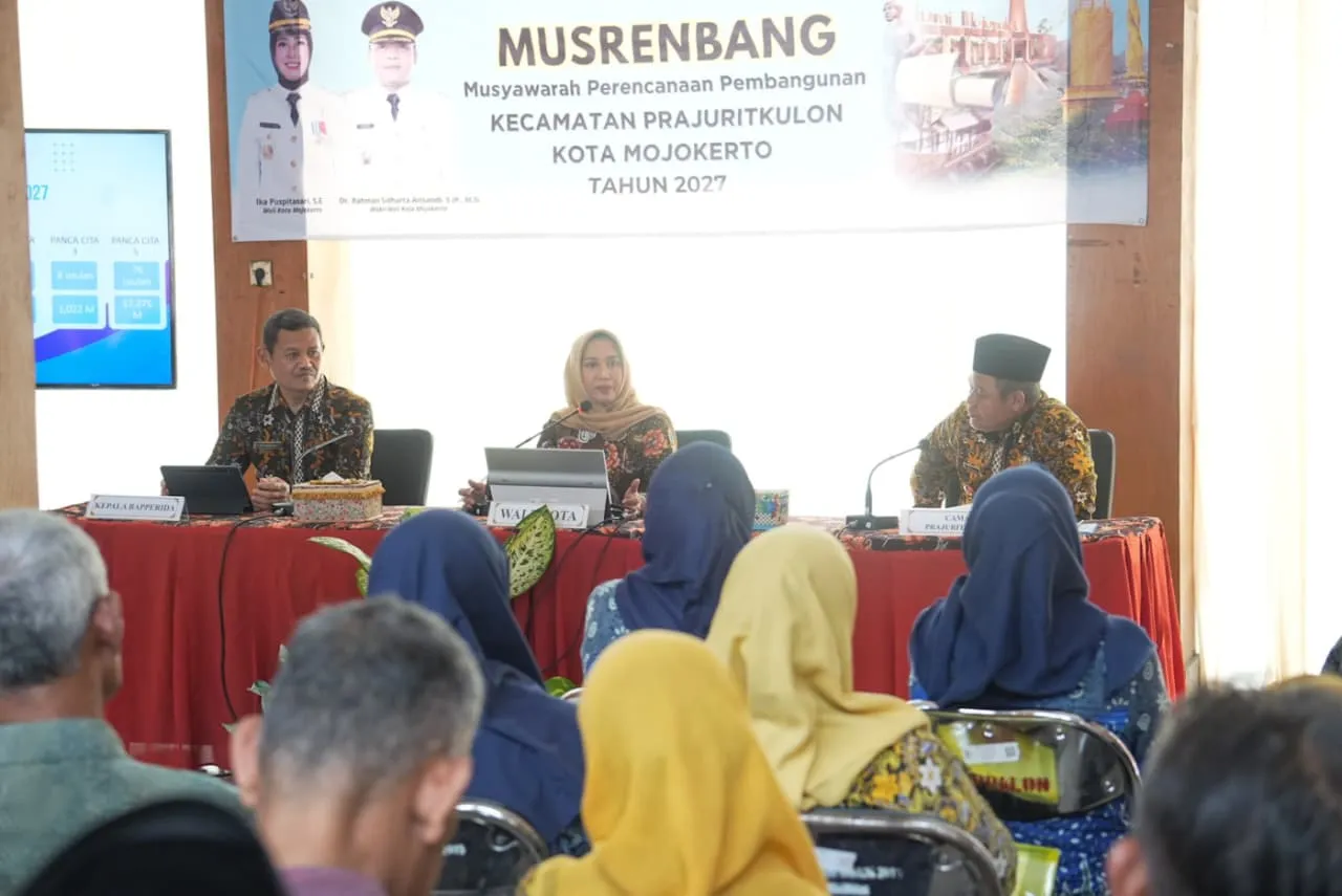 Buka Musrenbang Kecamatan Prajuritkulon, Ning Ita: Musrenbang jadi Wadah Sinkronisasi Usulan Kelurahan untuk RKPD 2027