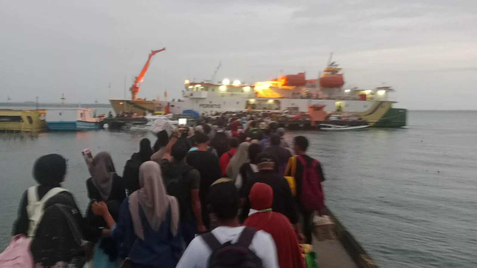 Kapal Perintis 74 Dinilai Lamban, Penumpang Belum Tiba di Kalianget hingga Pagi Hari