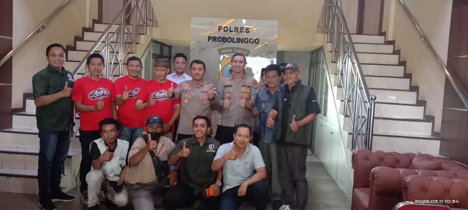 Bukti Baru Diserahkan, Kasus Pengeroyokan Wartawan di DPRD Probolinggo Uji Kometmen Polres Probolinggo.