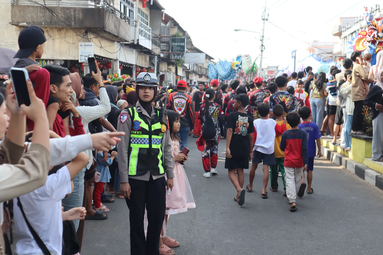 Polres Ketapang Laksanakan Pengamanan Ritual Buka Mata Naga Dalam Rangka Perayaan Cap Go Meh 2577 Tahun 2026 Di Kabupaten Ketapang
