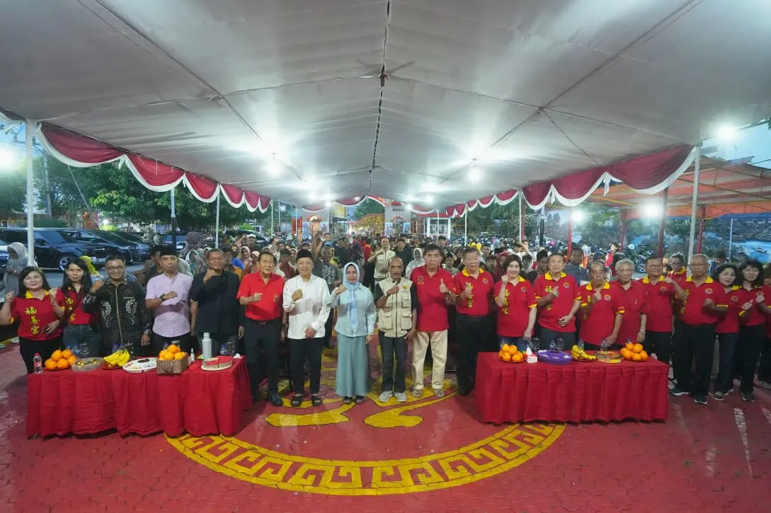 Buka Puasa Bersama di Klenteng Hok Sian Kiong, Wali Kota Mojokerto: Harmoni Keberagaman Harus Terus Dijaga