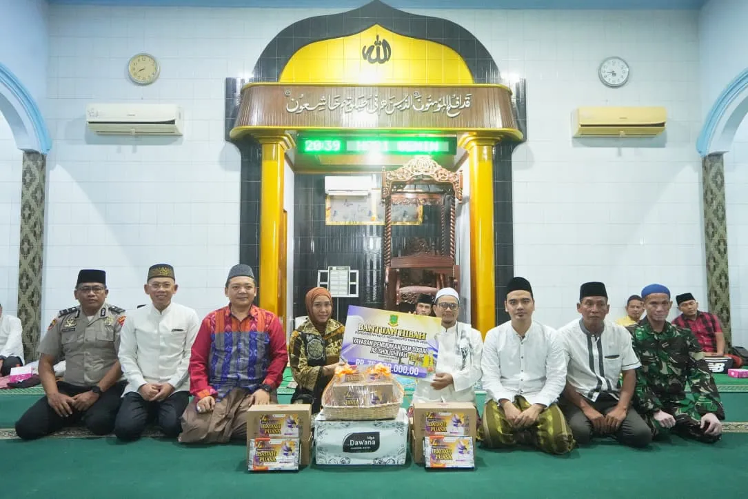 Safari Ramadan Jadi Momentum Wali Kota Mojokerto Perkuat Kepedulian Lingkungan dan Literasi Digital