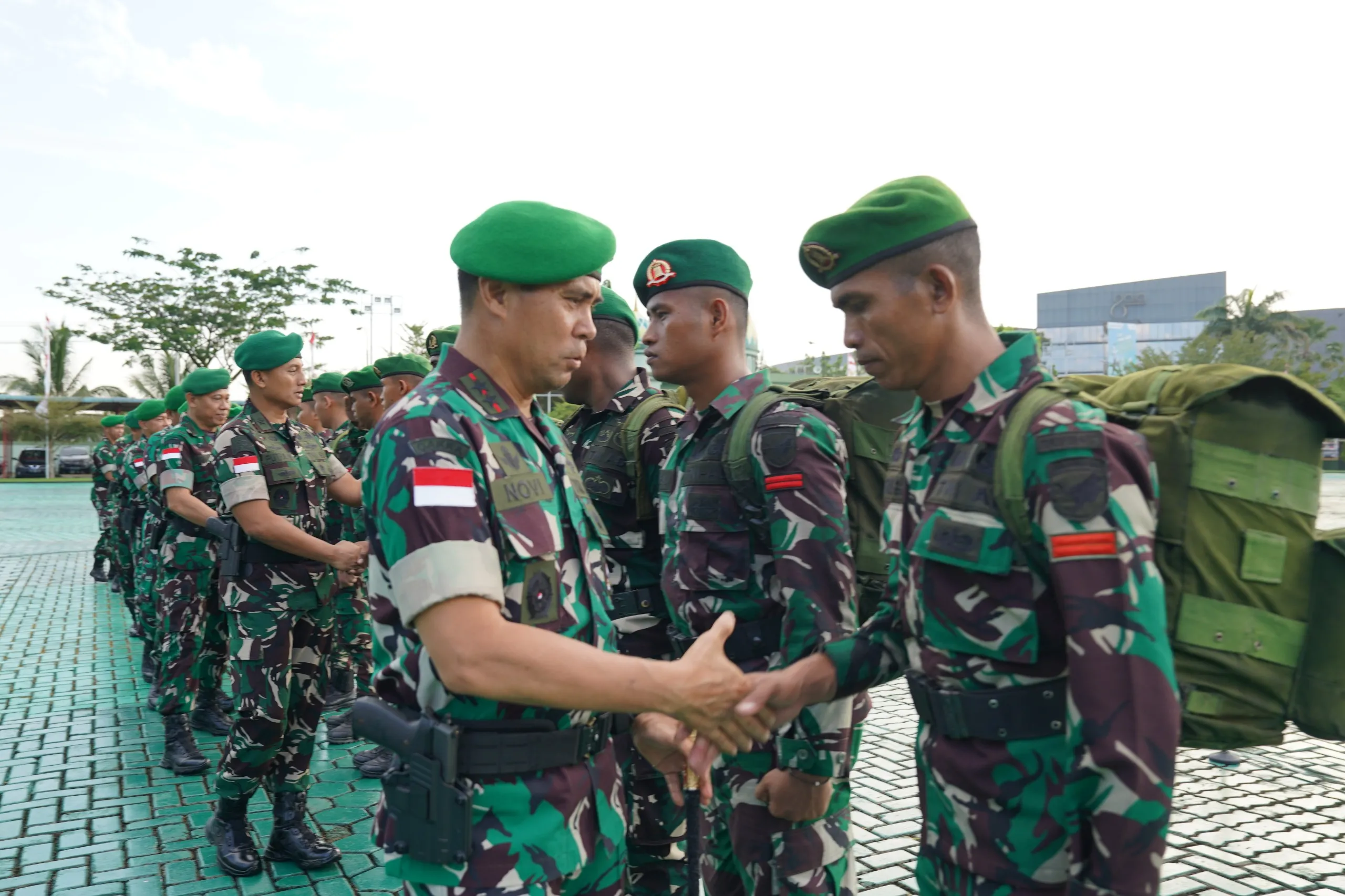 Apresiasi Pengabdian Prajurit, Pangdam XII/Tpr Pimpin Upacara Penyambutan Satgas Pasca Bencana Yonzipur 6/SD