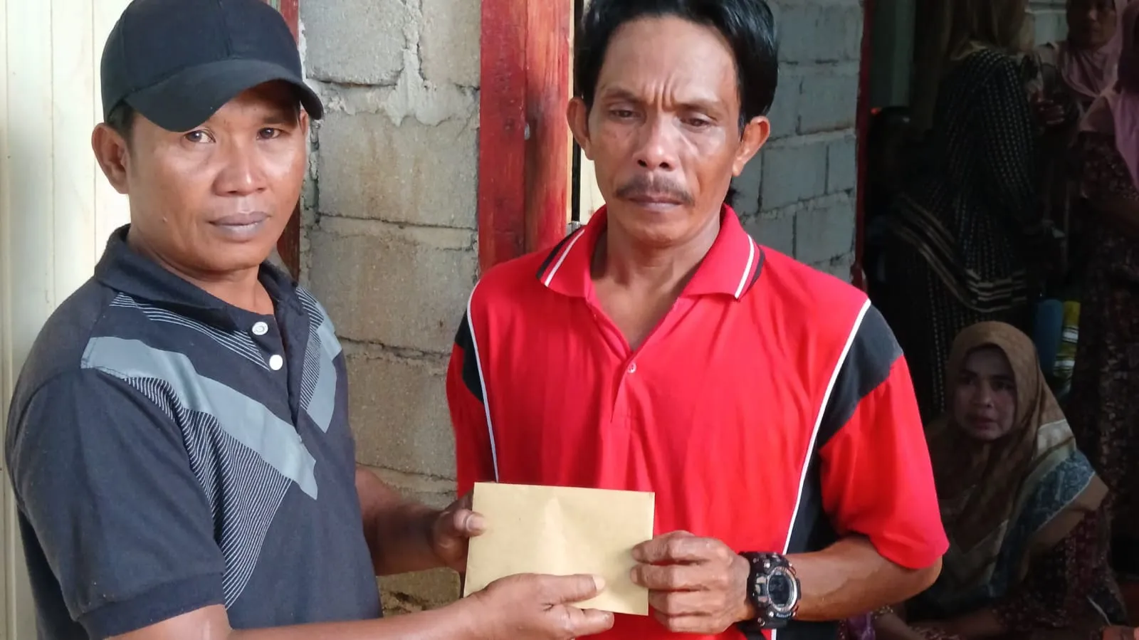 *Donasi Kemanusiaan PCPM Arjasa untuk Korban Kebakaran Tuntas Disalurkan*