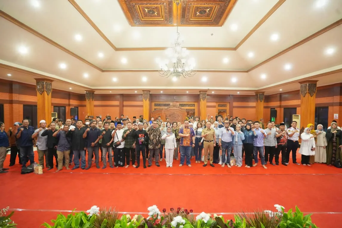 Strategi Peluang Investasi dan Pengembangan Pariwisata menjadi topik acara Sarasehan.