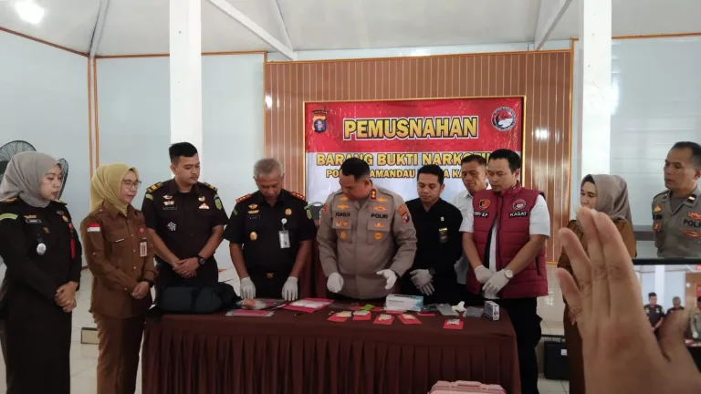 Dinkes Lamandau Angkat Bicara, Adanya Rokok Elektrik Mengandung Zat Etomidate, Penggunaan Obat Kesehatan Diawasi BPOM Berbeda Dengan Jenis Narkotika Dan Psikotropika