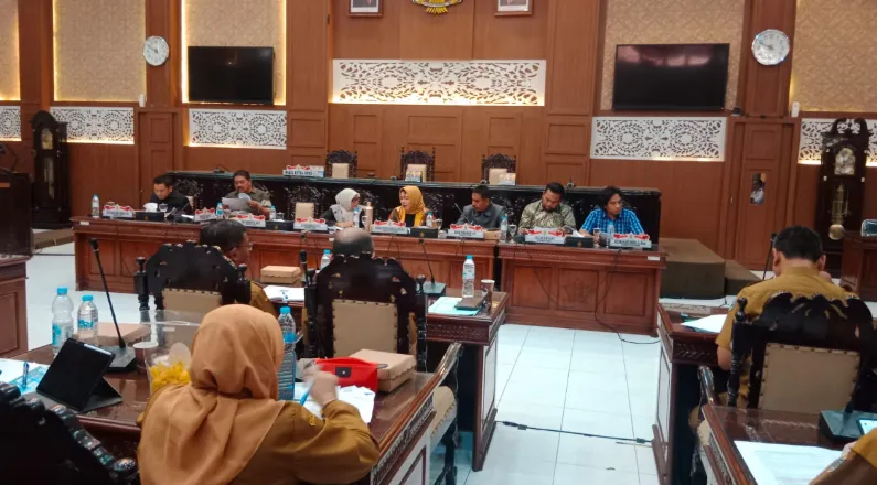 Warga Ketapang Serantau Adakan Halal Bihalal
