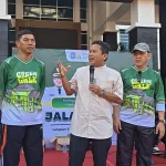 Jalan Sehat UNU Kalbar Meriah, Wabup Kubu Raya Sukiryanto Resmi Melepas Peserta Jalan Sehat*