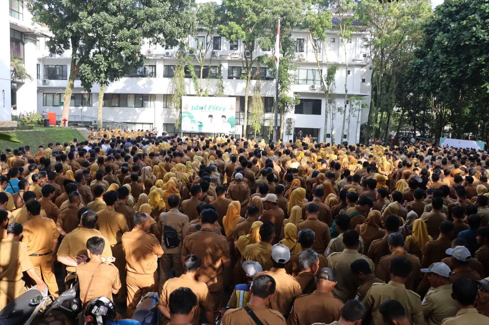 Cimahi Inisiasi “Jumat Digital”: ASN WFH Sepekan Sekali demi Kejar Target Efisiensi Emisi