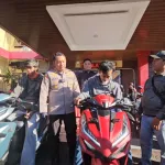 Senyum Sumringah Korban Curanmor Usai Polres Probolinggo Temukan dan Serahkan Motor yang Hilang