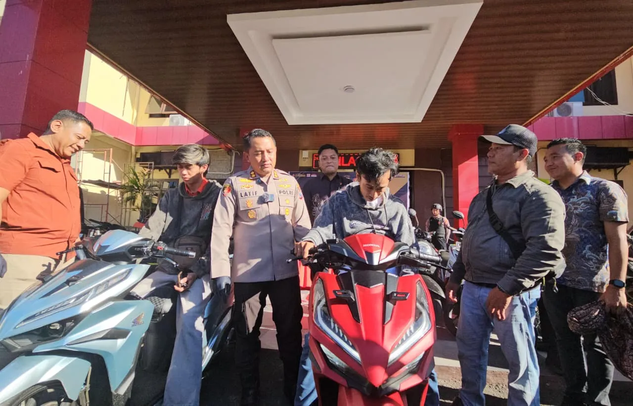 Senyum Sumringah Korban Curanmor Usai Polres Probolinggo Temukan dan Serahkan Motor yang Hilang
