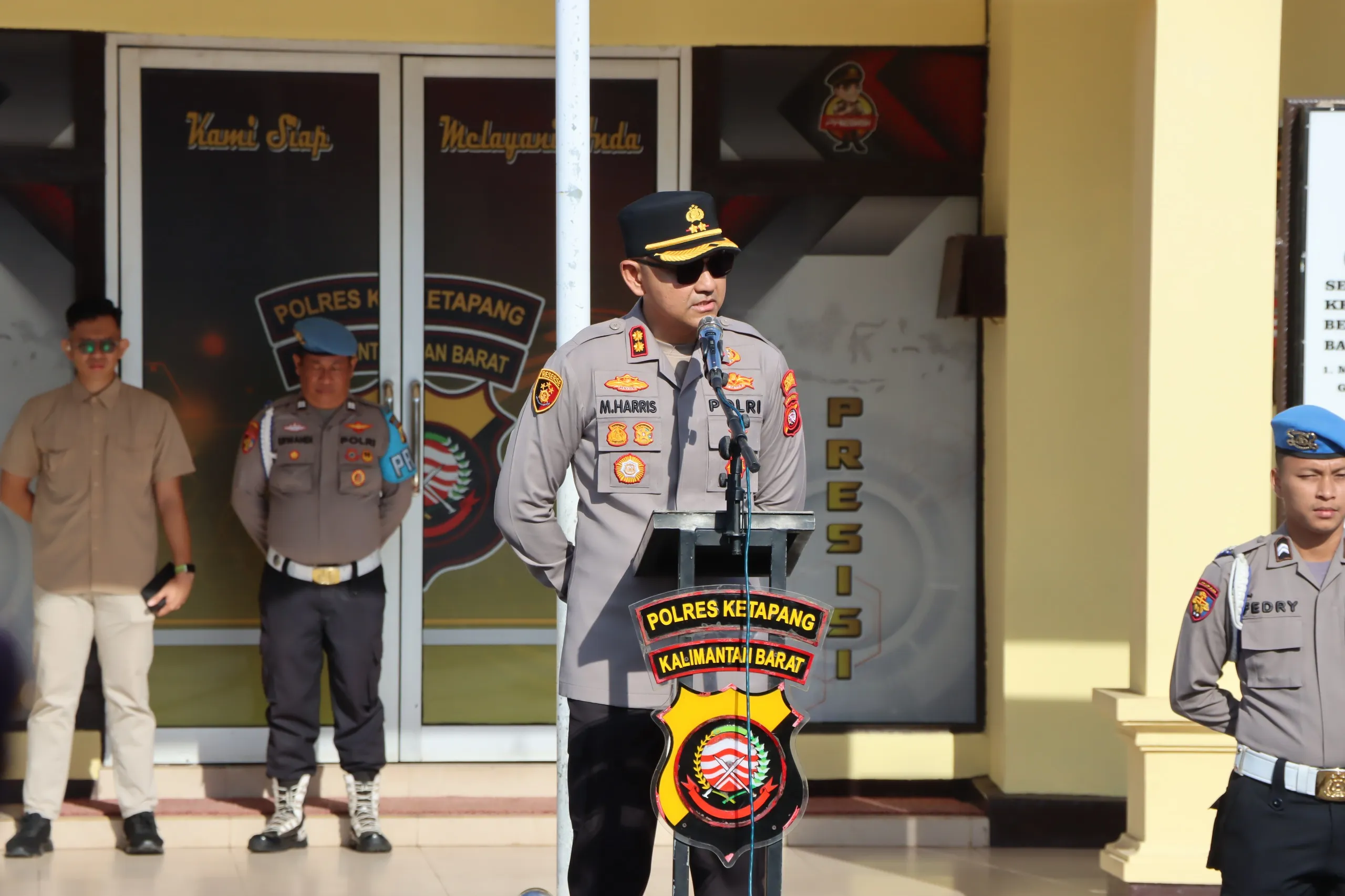 Berikan Arahan Saat Apel Pagi, Kapolres Ketapang Tekankan Pentingnya Disiplin Dan Hindari Pelanggaran