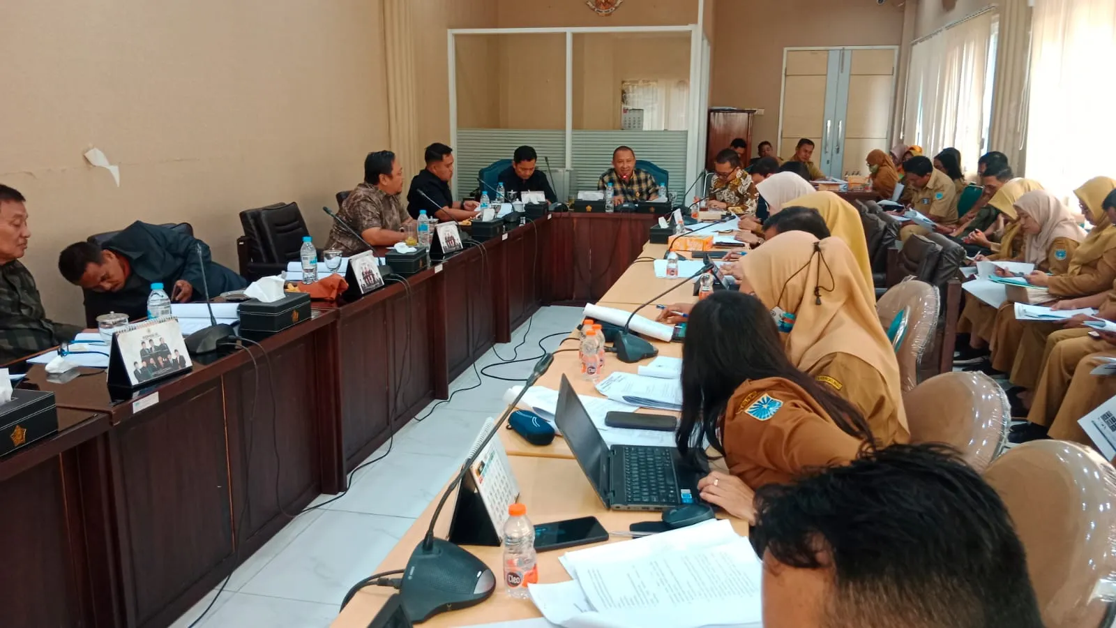 DPRD Kota Probolinggo Bahas Raperda Penataan dan Pemberdayaan Pedagang Kaki Lima