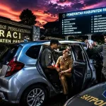 Gawat Oknum Pegawai Dispendik Kabupaten Pasuruan Diduga Ngik Ngik Didalam Mobil Dinas