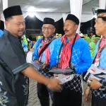Berangkatkan 376 Jamaah Haji Kloter 46, Bupati Yani Berpesan untuk Fokus Ibadah dan Jaga Kesehatan