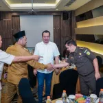 Buka Bimtek Pengadaan Barang Jasa BLUD, Bupati Gresik Ingatkan Kepala Puskesmas Tak Jadi ‘Raja Kecil”