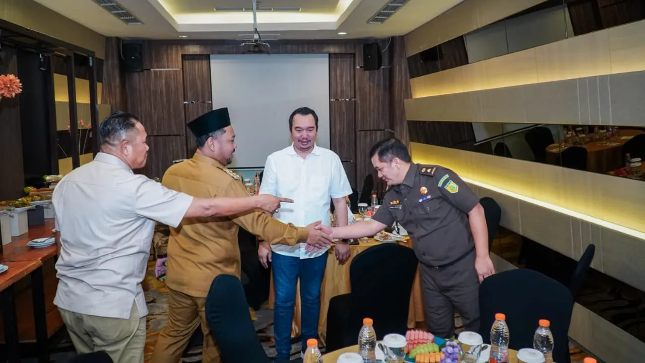Buka Bimtek Pengadaan Barang Jasa BLUD, Bupati Gresik Ingatkan Kepala Puskesmas Tak Jadi ‘Raja Kecil”