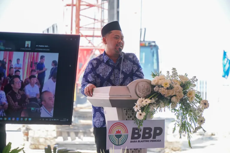 Bupati Yani Hadiri Groundbreaking Nitrate Complex, Perkuat Gresik sebagai Magnet Investasi Strategis Nasional