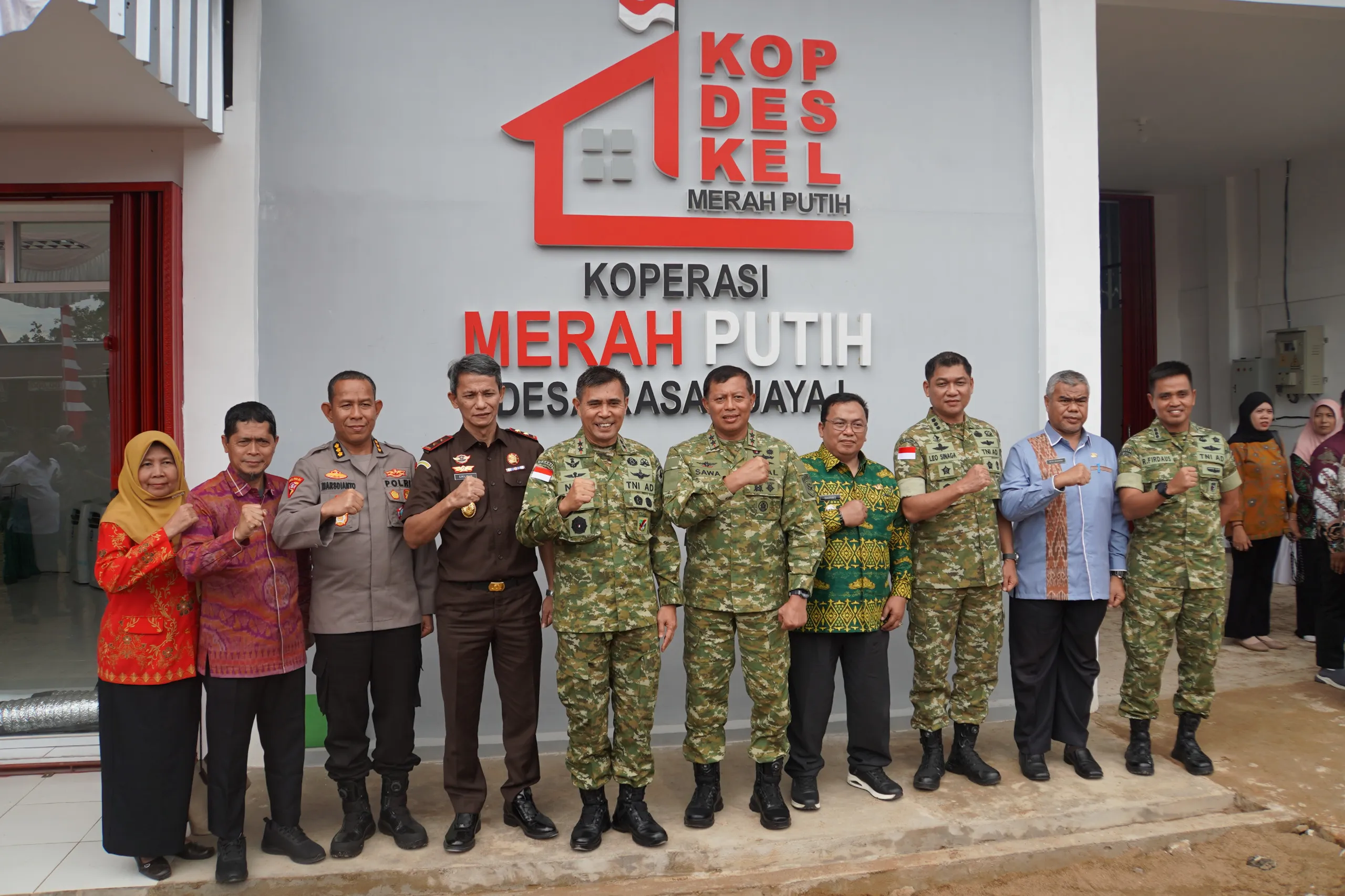 Kajati Kalbar Hadiri Peresmian 1.061 Koperasi Merah Putih, Perkuat Komitmen Mengawal Kebangkitan Ekonomi Desa