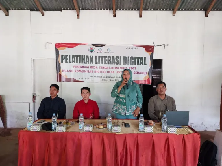 Pemerintah Desa Air Sebakul melaksanakan Pelatihan Literasi Digital Program Desa Cerdas
