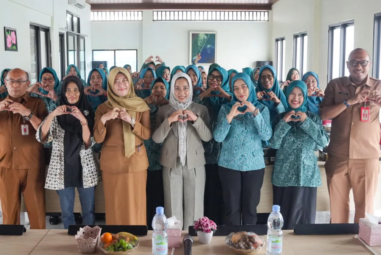 TP PKK Kota Mojokerto Diajak Kembangkan Ekonomi Kreatif Lewat Membatik
