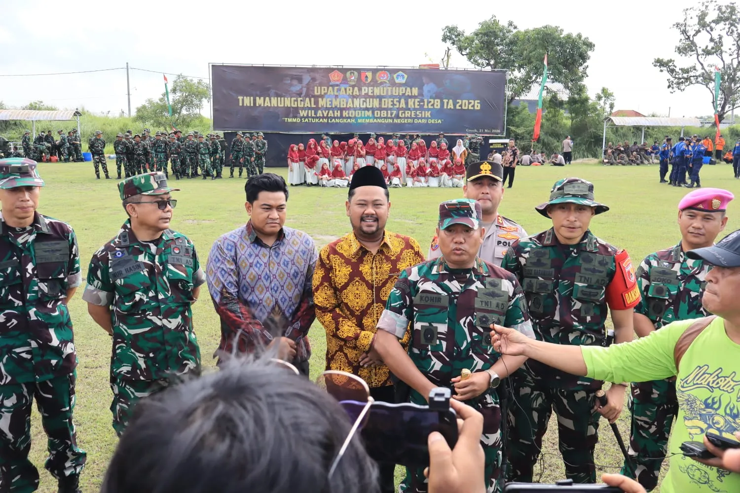 TMMD ke-128 Resmi Ditutup, Sinergi TNI dan Pemkab Gresik Tinggalkan Warisan Pembangunan di Desa Slempit