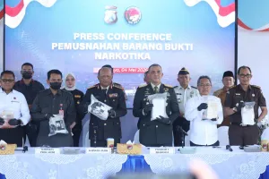 Polda Jatim Musnahkan 22,226 Kg Kokain, Tegaskan Komitmen Perang Melawan Narkoba