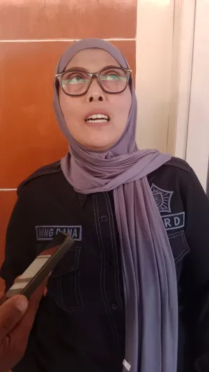Rapat DPRD Kota Probolinggo, Ning Dana Fraksi PKB Sangat Mendukung Kesejahteraan PKL di Kota Probolinggo