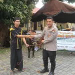 Idul Adha 1447 H, Polres Probolinggo Satukan Kebersamaan Lewat Sholat Ied dan Qurban