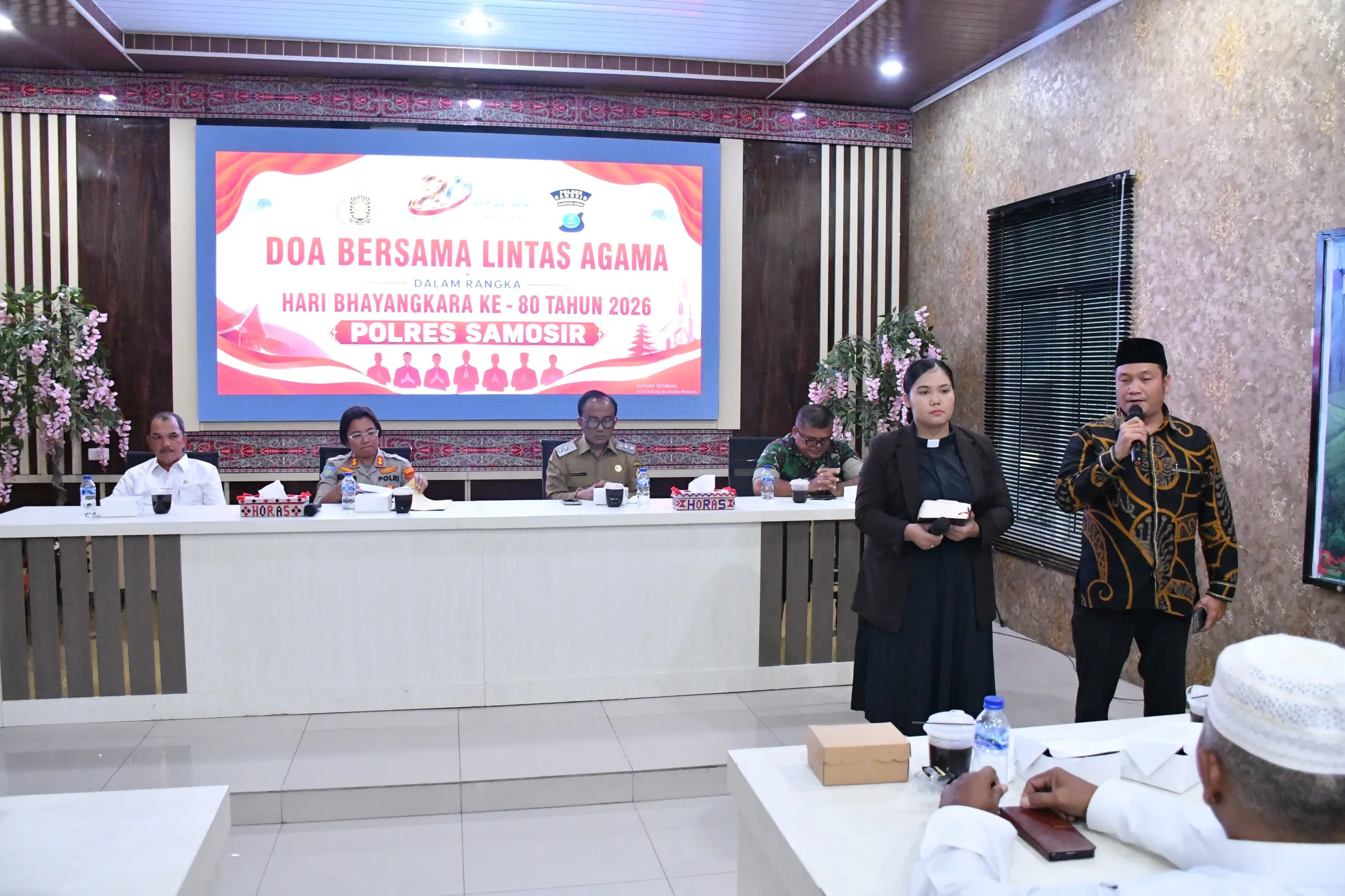 Doa Lintas Agama Warnai Peringatan HUT Bhayangkara ke-80, Wabup Apresiasi Pelayanan Humanis Kapolres Samosir