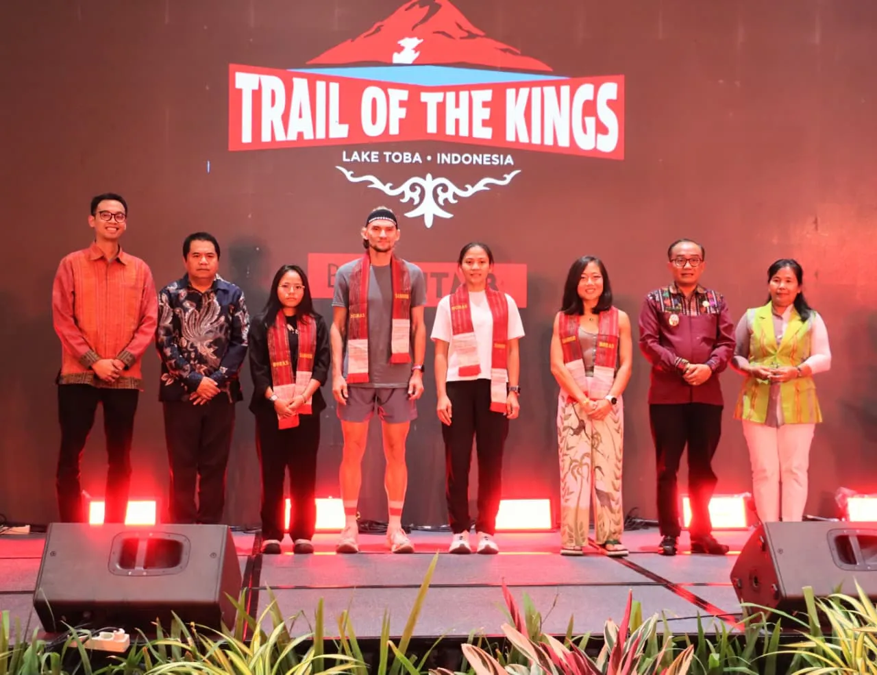 Trail of The Kings 2026 Resmi Bergulir, Wabup Samosir Sambut Kehadiran Runners Mancanegara