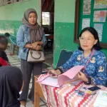 Pada Hari Ini Para Sekolah Mulai Melakukan Verifikasi Berkas Pendaftaran