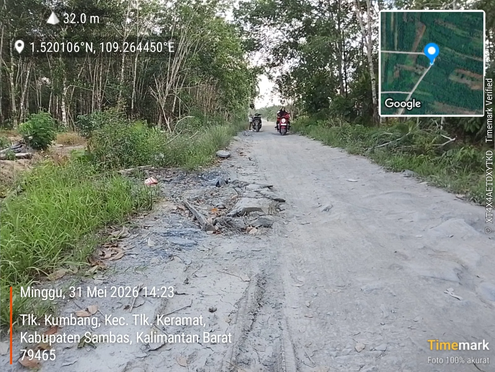 Tiga Dekade Terlantar, Jalan Dusun Sange Bakau Jadi Ancaman Keselamatan Warga!