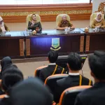 Ning Ita Titip Misi Budaya kepada Finalis Gus dan Yuk Kota Mojokerto 2026