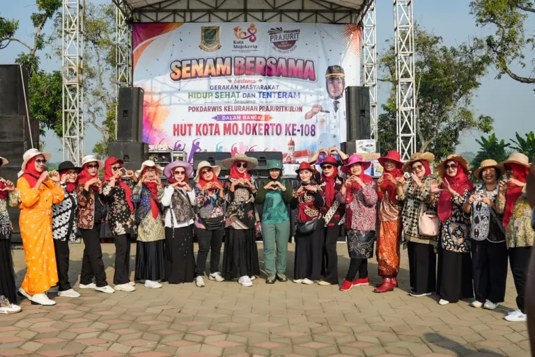 Semarak HUT ke-108 Kota Mojokerto, Warga Prajurit Kulon Gelar Senam Bersama
