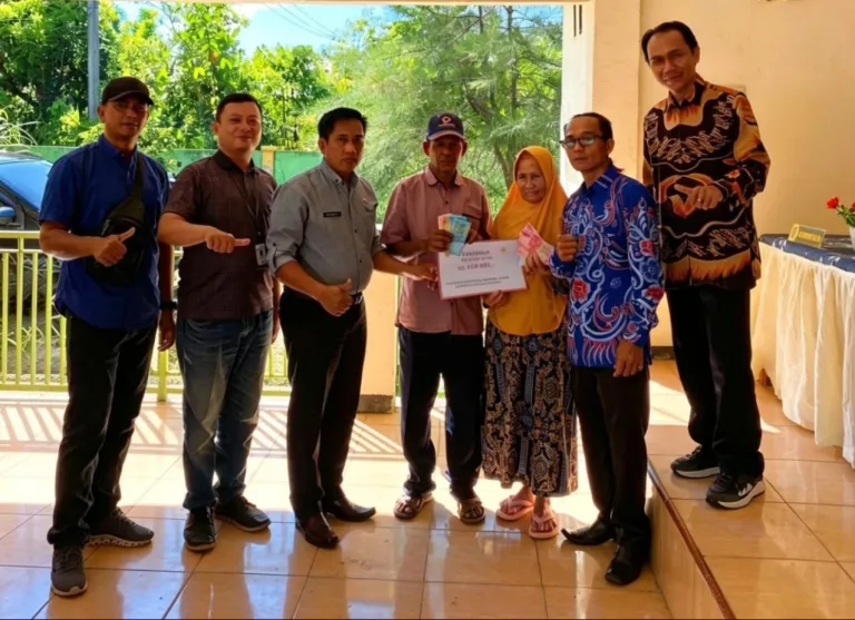 Pemdes Lagan Salurkan BLT-Dana Desa Berikan Dukungan Ekonomi Warga bagi para KPM Lansia, Destabilitas dan janda