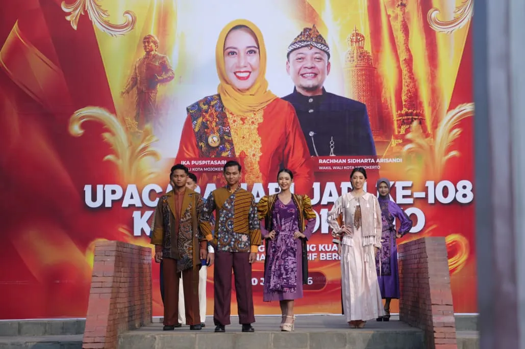 Lenggang Kali Brantas dan Fashion Show Gus Yuk, Cermin Daya Saing SDM Kota Mojokerto